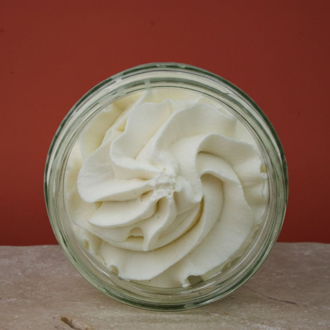 Plastikfreie Body Butter, vegan, cremig, hergestellt in Berlin
