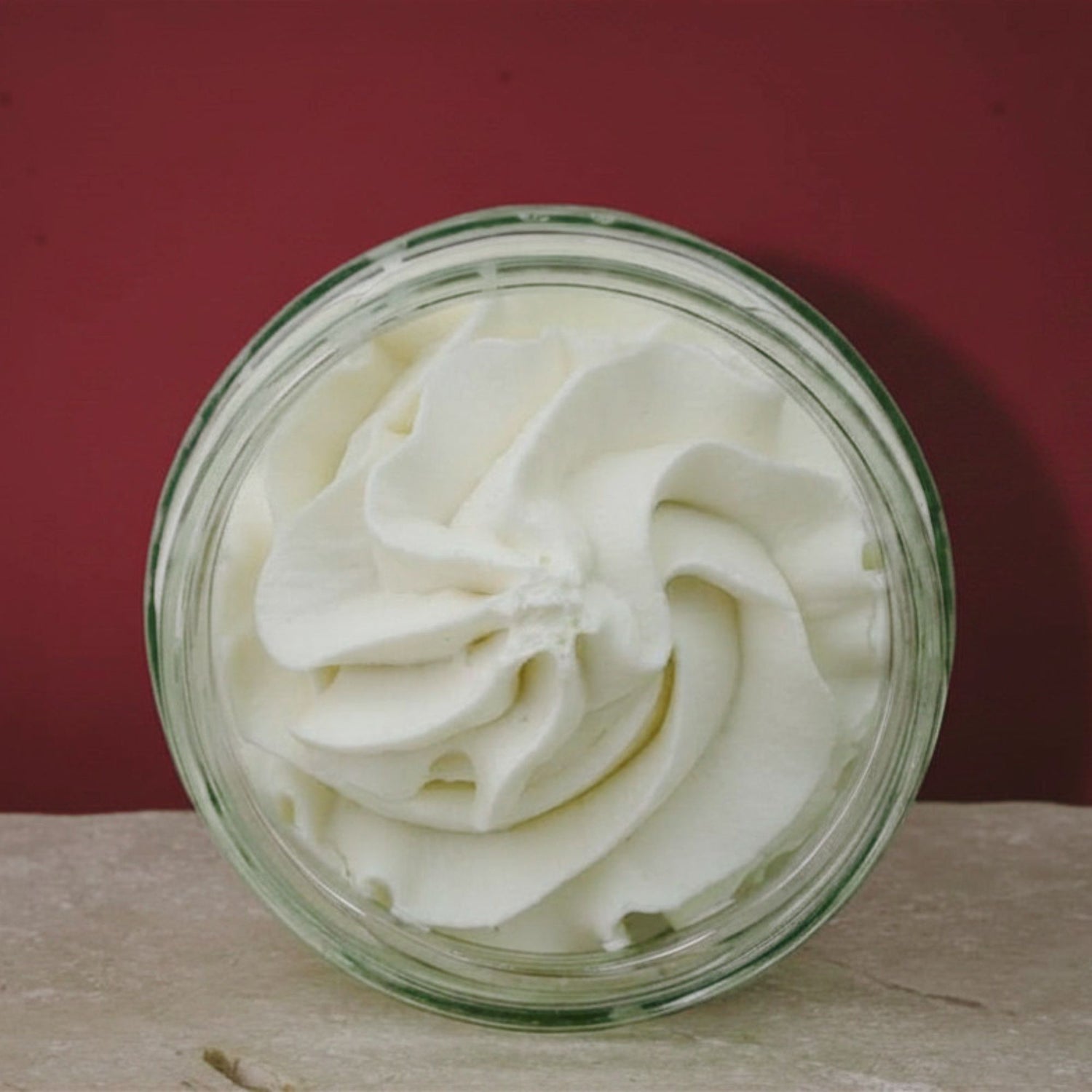Feste Körperbutter, plastikfrei, vegan und hergestellt in Berlin