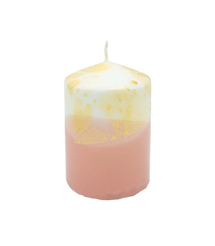 Unsere handgefertigte Dip Dye Kerze in altrosa sieht nicht nur hübsch aus, die Stumpenkerze ist auch nachhaltig, vegan & palmölfrei!