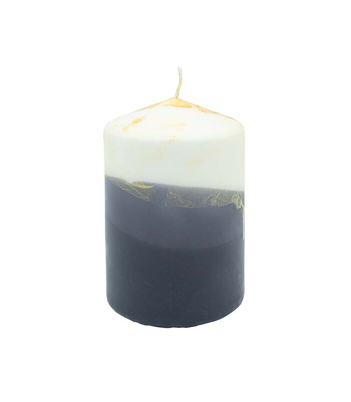 Unsere handgefertigte Dip Dye Kerze in schwarz sieht nicht nur hübsch aus, die Stumpenkerze ist auch nachhaltig, vegan & palmölfrei!